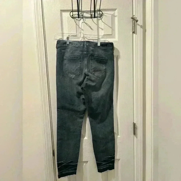 Liverpool Abby High-rise Ankle With Released Hem Womens Jeans Size 6/28. - Picture 6 of 12